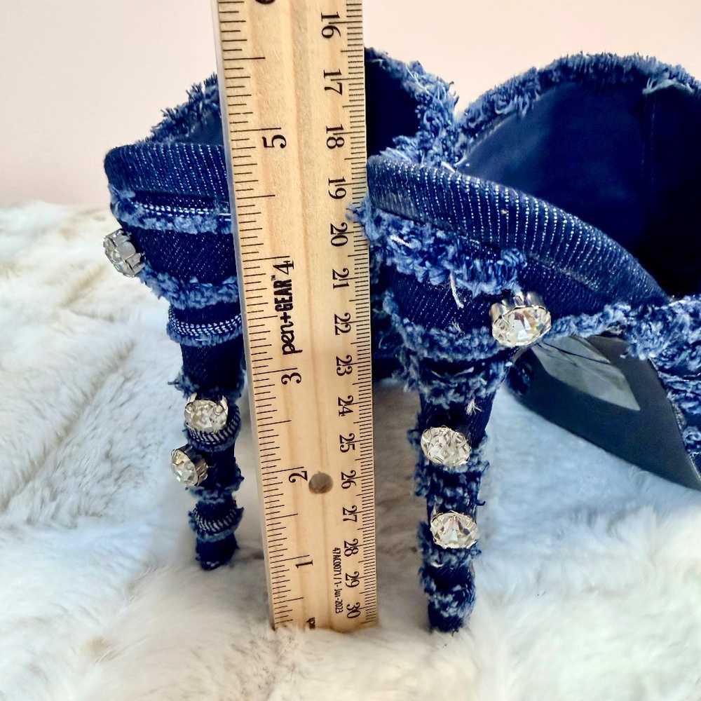 Cape Robbin Denim 4" Heels Frayed Denim Fabric Straps & Crystal Studs Mules - Picture 8 of 8